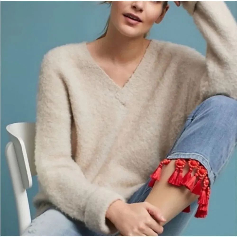 Anthropologie Sleeping on Snow V Neck